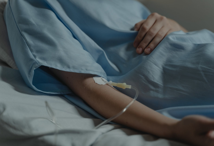 Еще две женщины умерли после вакцинации от Covid-19