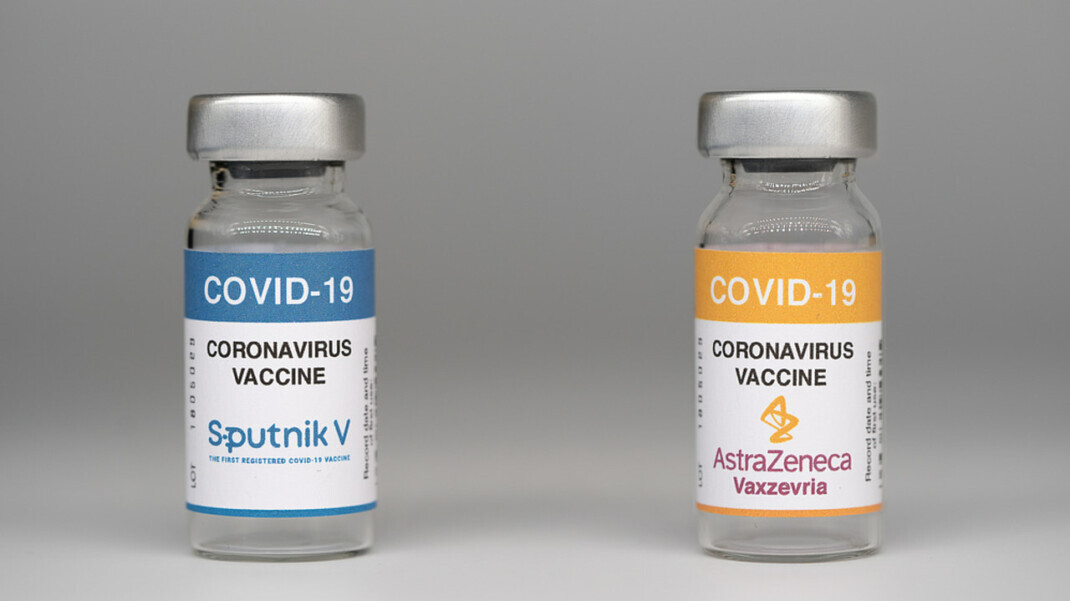 Минздрав отказался от совместных испытаний AstraZeneca и «Спутник V» из-за решения этического комите