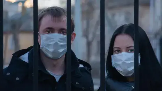 Карантин в России с 1 декабря 2021: в России могут ввести тотальный локдаун для непривитых граждан