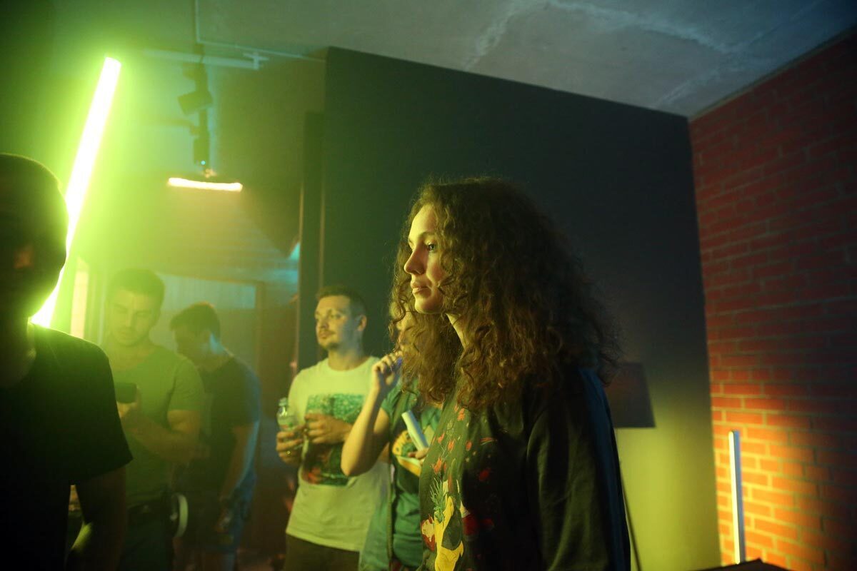 Свобода подростков сочинение на английском "Трудные подростки" (2021, сериал), 3 сезон, новогодняя 9-я серия и все 1-9 серии подряд. Содержание, отзывы, смотреть онлайн на More.tv