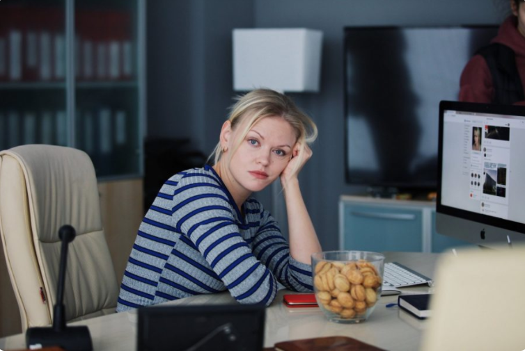 Рассказ служанки 5 сезон дата выхода в россии трейлер Сестры 1 сезон 1 серия Смотреть онлайн ОПИСАНИЕ И СЮЖЕТ СЕРИАЛА