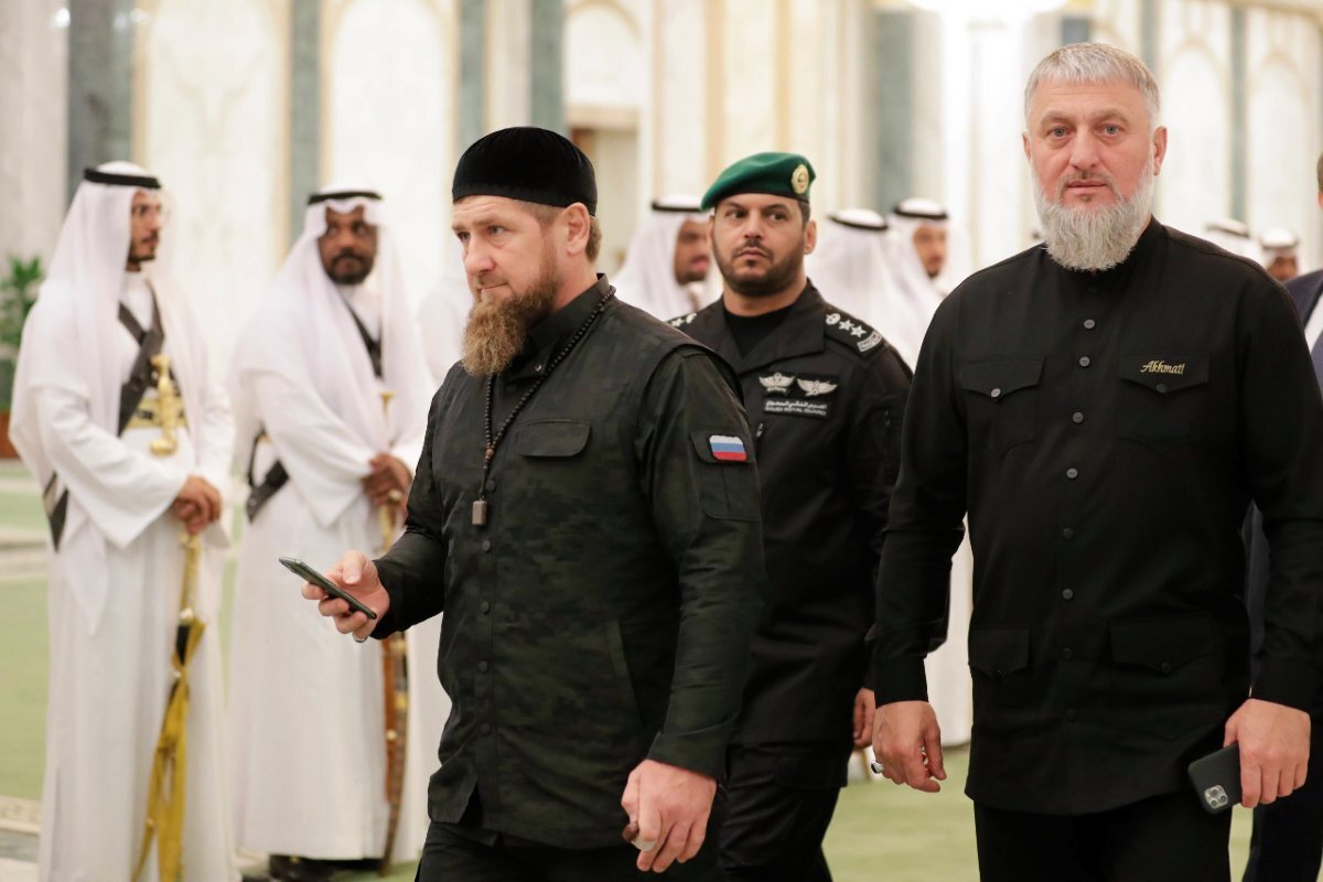 Президент отель москва чеченцы