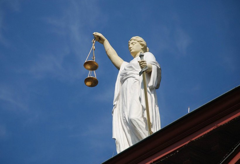 Отмена судебного приказа – как вернуть деньги, списанные с банковской карты?