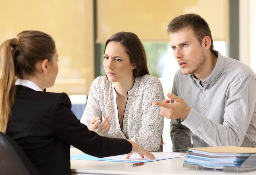 Как правильно написать претензию и провести экспертизу товара