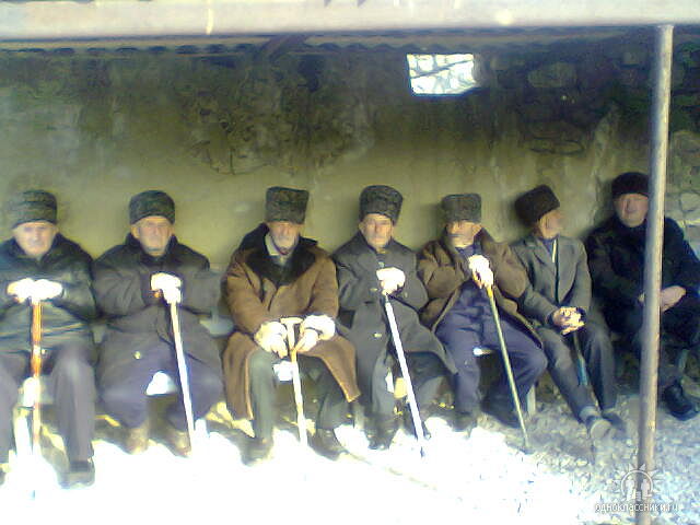 Одна из причин, почему русские мужчины много пьют алкоголь.