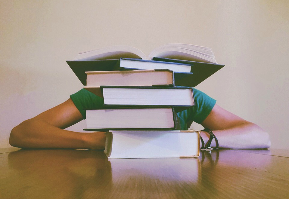 Можно ли использовать патентную систему налогообложения для ИП, если в течение учебного года проживаешь за границей?