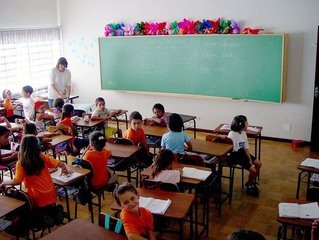 имеет ли право ученик пользоваться телефоном на уроке