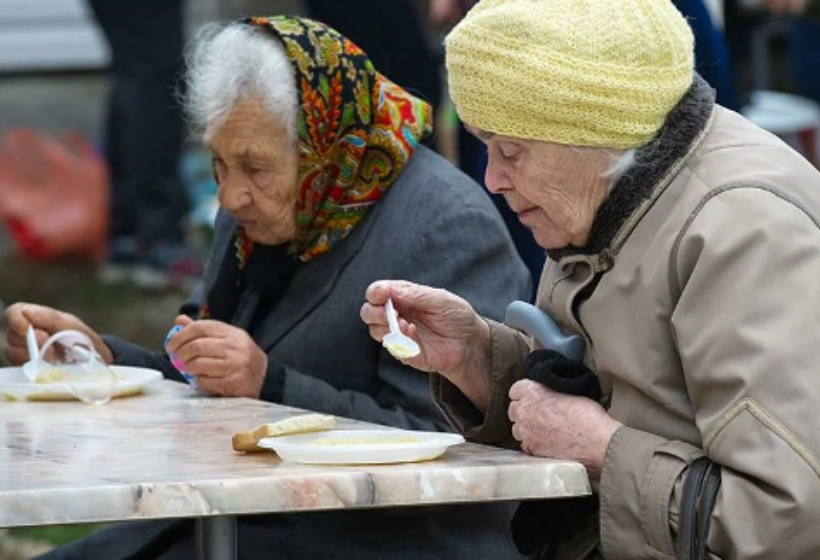 Почему БИЗНЕСМЕНЫ - НИЩИЕ ПЕНСИОНЕРЫ в России...