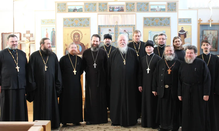 И сколько же зарабатывают священники РПЦ в Росси? Надбавка к святому духу