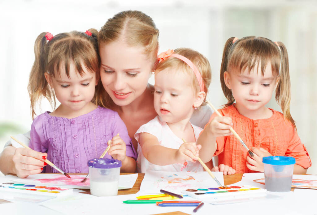 Как организовать семейный детский сад?