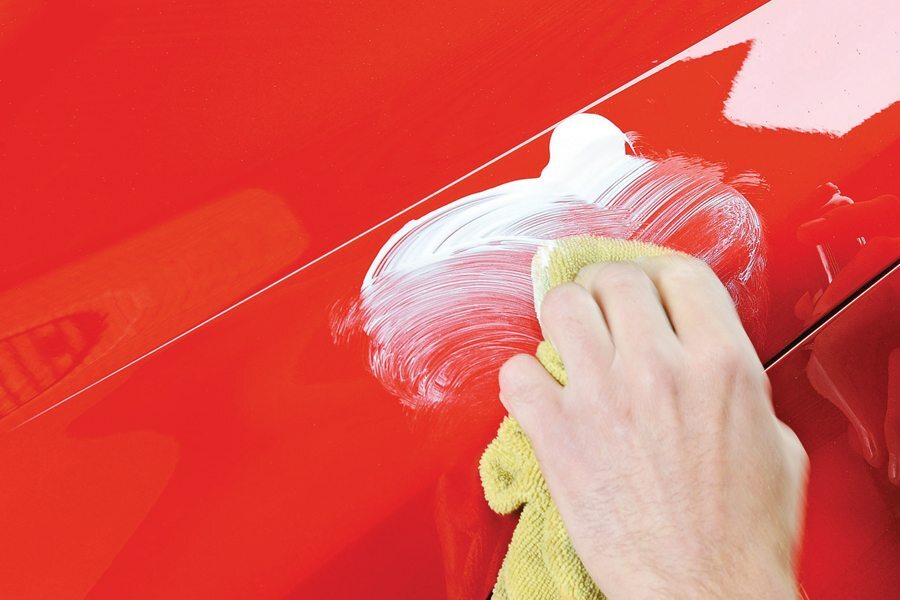 Как закрасить царапину на машине своими руками