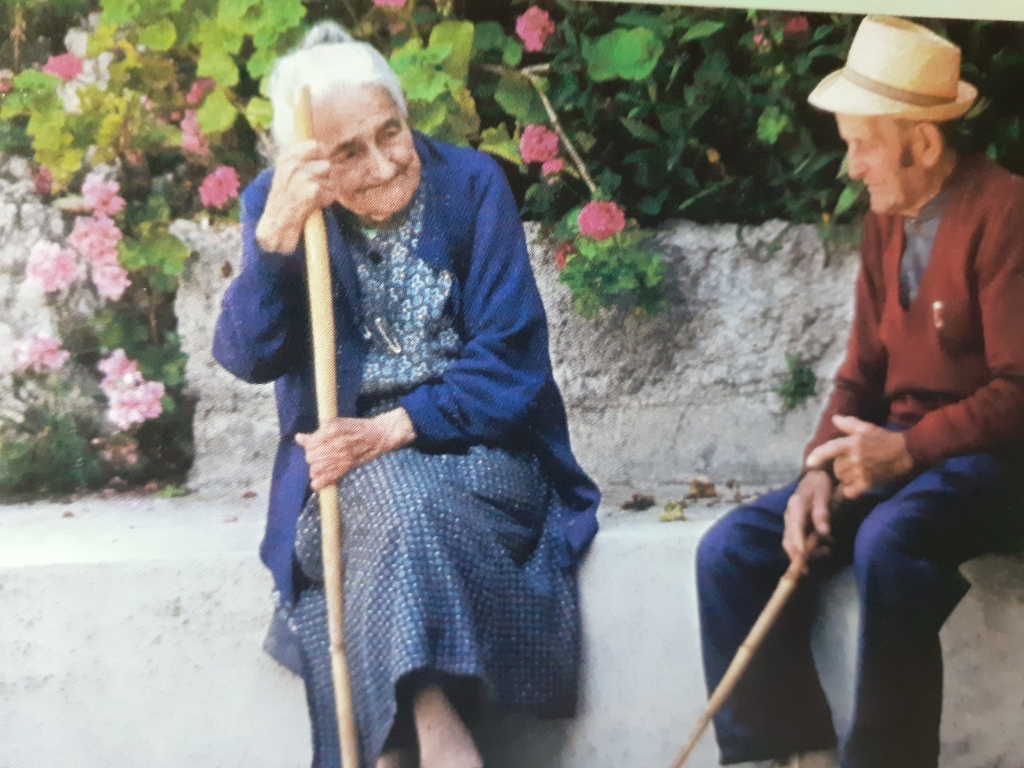 Максимально прожил человек. Долгожители России. Долгожитель долголетие. Пенсионеры долгожители. Известные долгожители России.