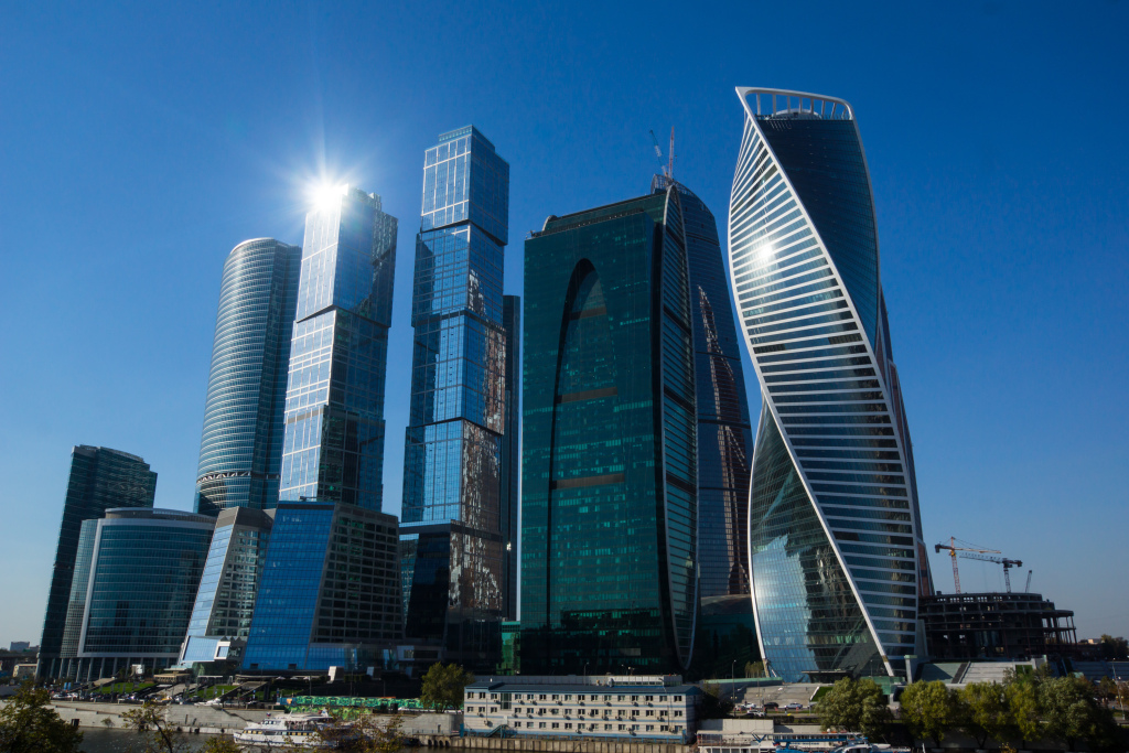 Трясет от того, что чуть не повелась