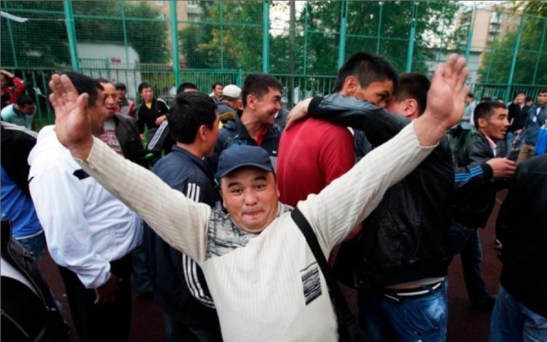 У бабушки Валентины опять 100 вопросов. Мигранты. Россия – щедрая душа, гостеприимная страна: Но импорт криминала нам не нужен