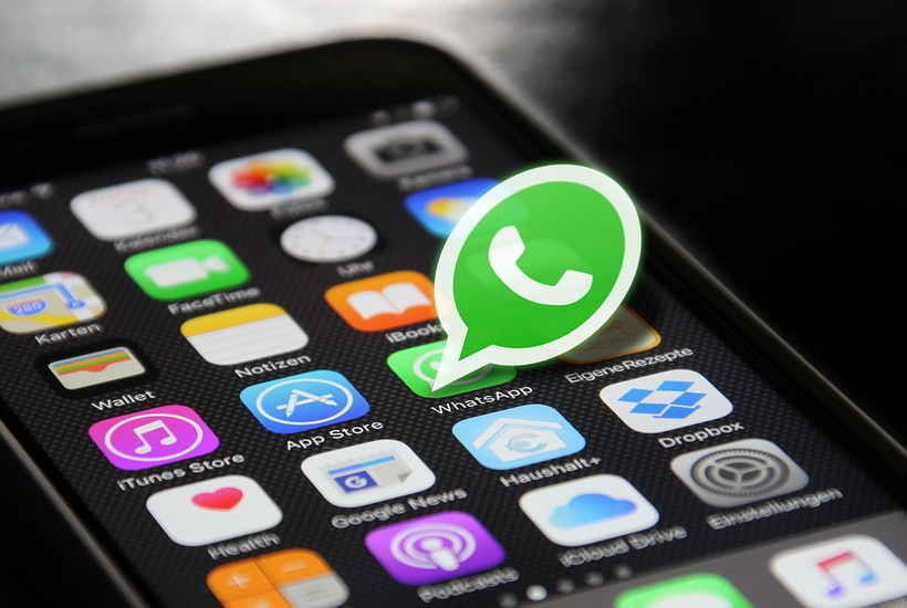 Россиянам предложили вызывать врача на дом по WhatsApp