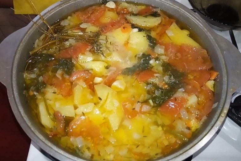 суп где много разного мяса название. 7ac14f97453e55f9b240a791fcc17026. суп где много разного мяса название фото. суп где много разного мяса название-7ac14f97453e55f9b240a791fcc17026. картинка суп где много разного мяса название. картинка 7ac14f97453e55f9b240a791fcc17026. Раньше солянка считалась весьма дорогим блюдом и подавалась как изысканное и экстравагантное блюдо. Сейчас ее можно приготовить как из не слишком дорогих продуктов, так и из дорогостоящих, это уже на ваш выбор.