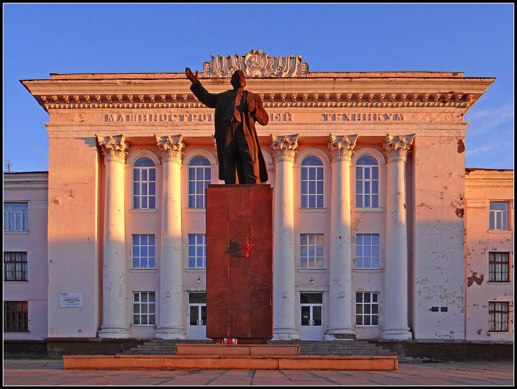 Техникум тагила. Машиностроительный техникум Нижний Тагил. Нижнетагильский машиностроительный техникум (НТМТ ФСПО УГТУ-УПИ). Машиностроительный техникум Нижний Тагил вагонка. НТМТ Нижний Тагил специальности.