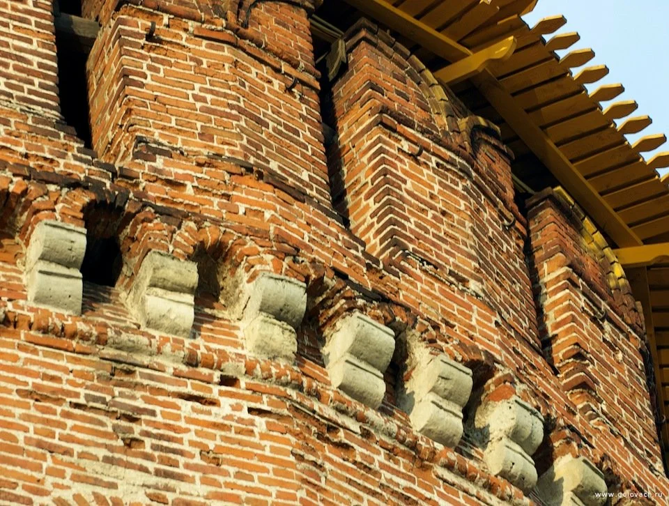 Это не показывают туристам. Маринкина башня. Коломна.