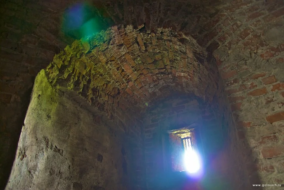 Это не показывают туристам. Маринкина башня. Коломна.