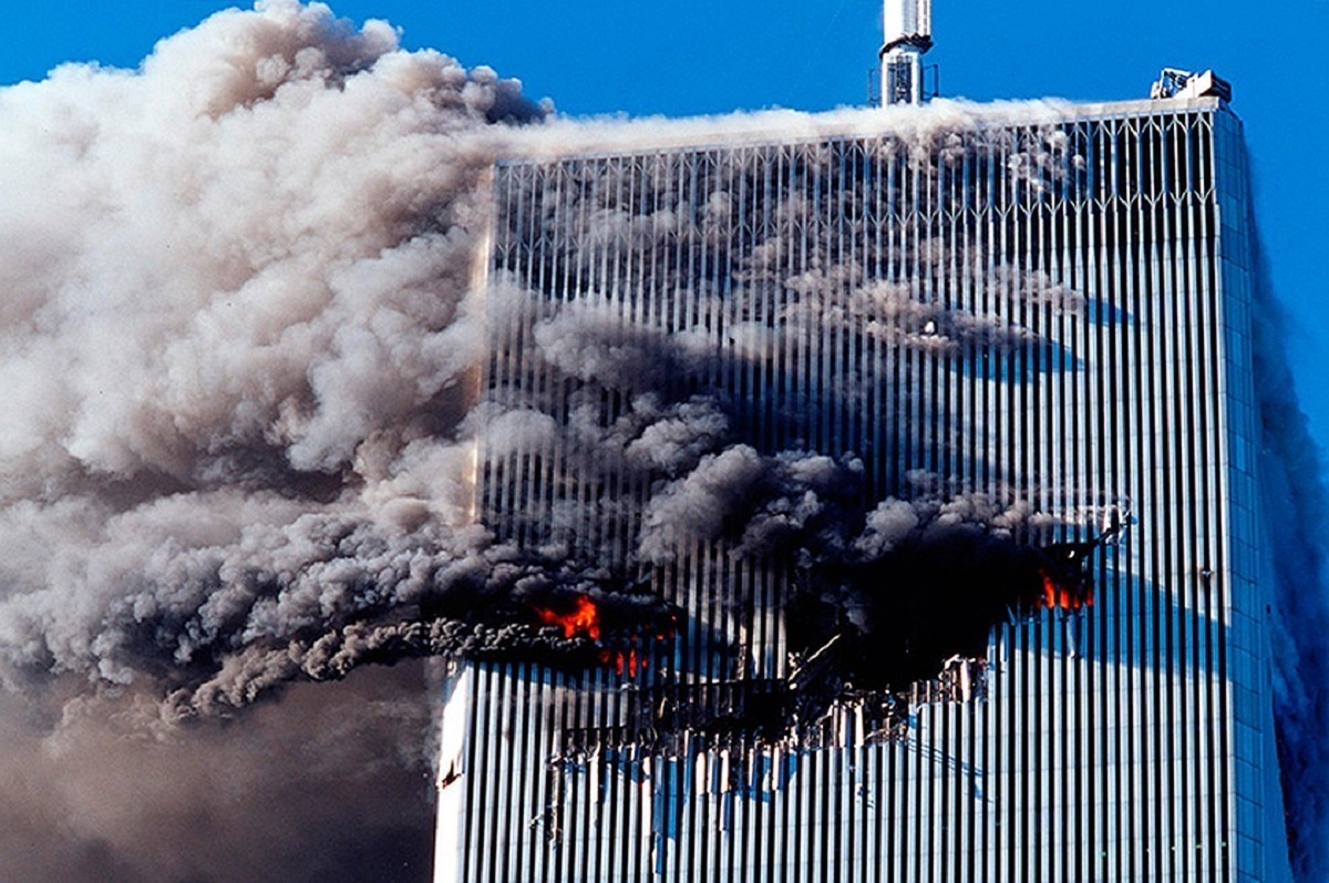 падение башен близнецов 11 сентября