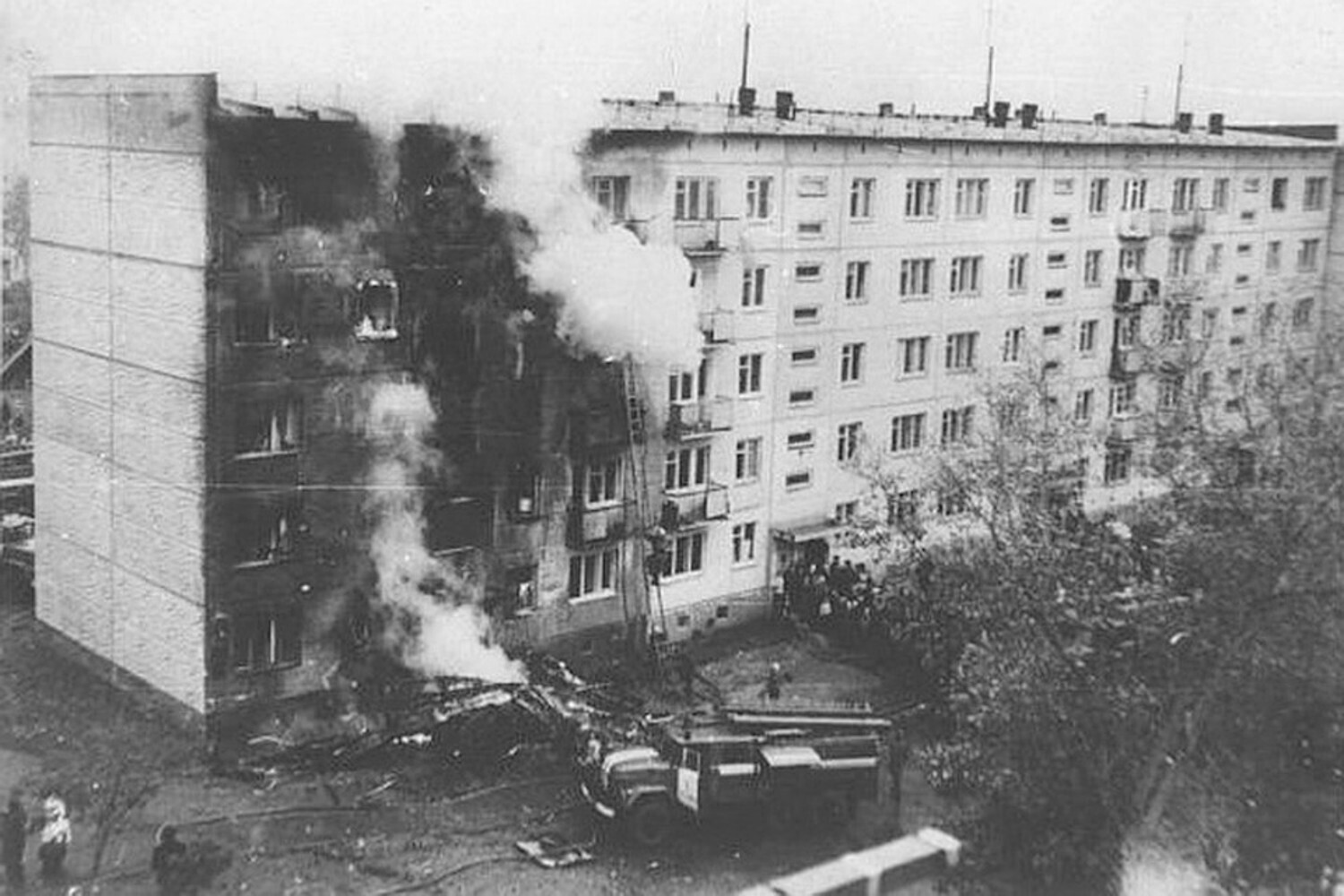 Самолет в дом в новосибирске