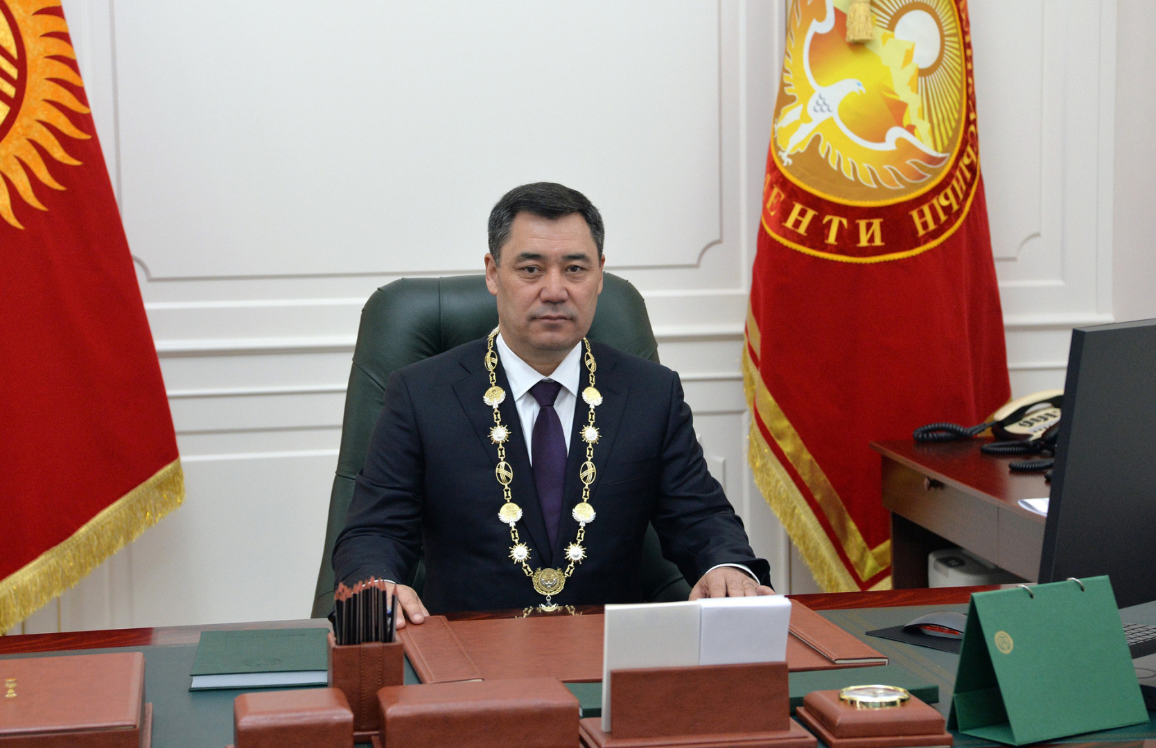 Президент киргизии джапаров фото