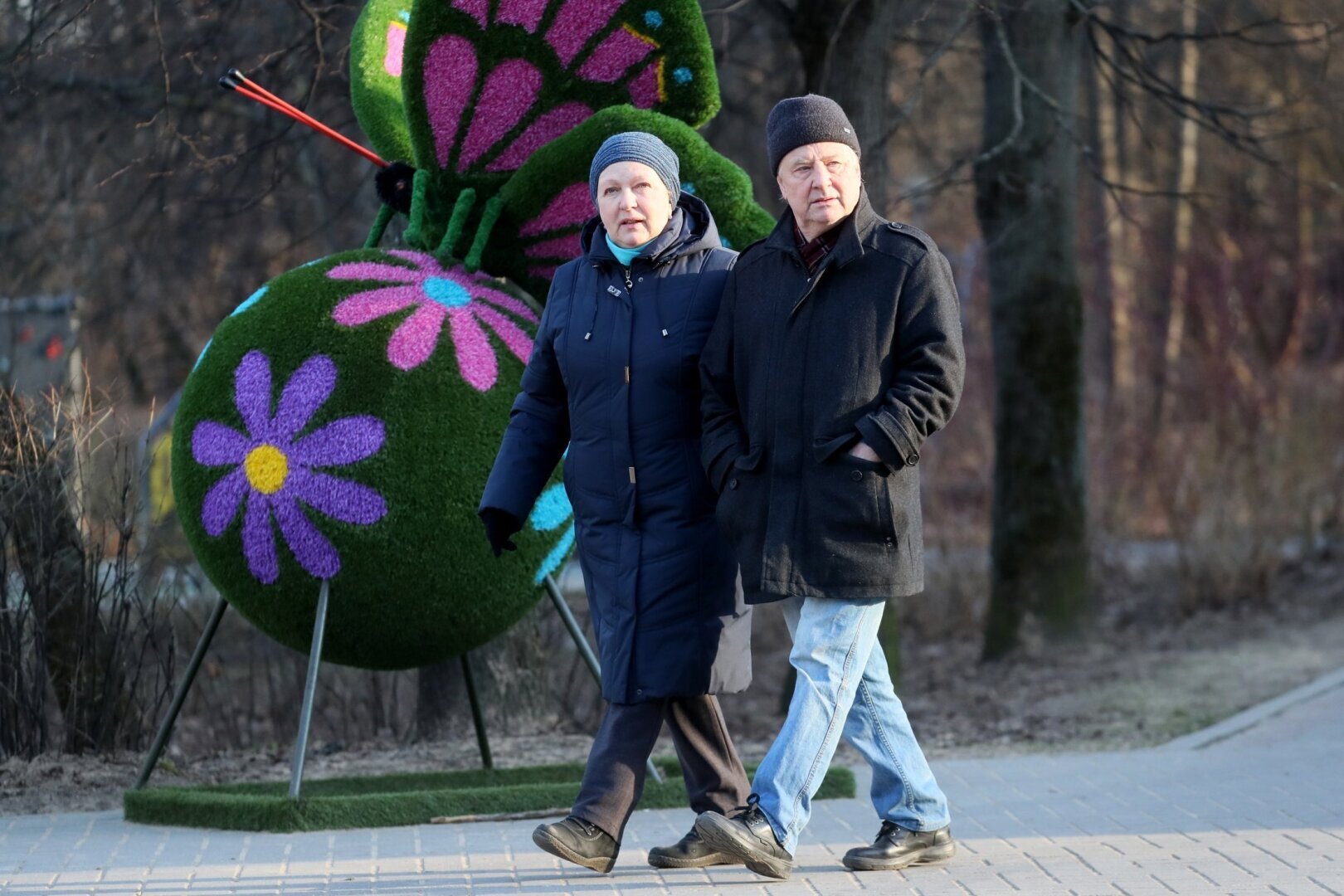 С днем бабушек и дедушек поздравление! Веселые цитаты про бабушек и  дедушек! 28 октября 2021! | BLOGGER TV, 28 октября 2021