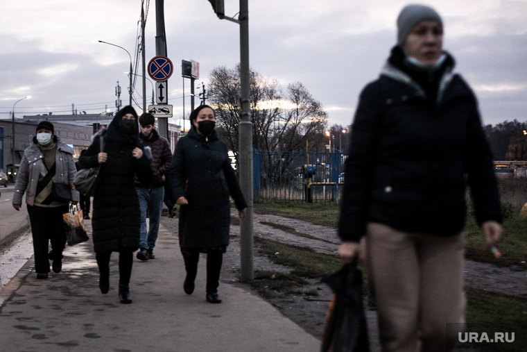 что такое отряд самообороны. dd9b378cbe82a6046ed5d43f2dd666f8. что такое отряд самообороны фото. что такое отряд самообороны-dd9b378cbe82a6046ed5d43f2dd666f8. картинка что такое отряд самообороны. картинка dd9b378cbe82a6046ed5d43f2dd666f8. Пионерами альтернативного способа защиты от самобытно- первобытного поведения, привычек и уклада жизни среднеазиатских гостей стали граждане спальных районов Москвы. Так, коренные жители поселения Сосенское, в чей состав входит знаменитый поселок Коммунарка, проявили самоорганизацию и создали отряд самообороны.