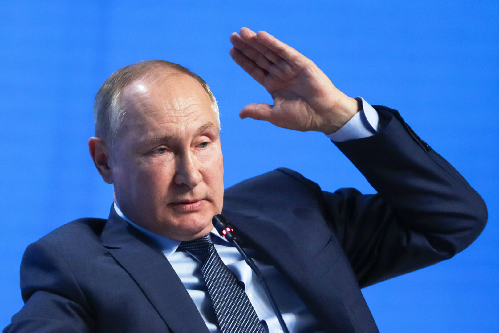 Что помешало Путину построить «рай» в России. У него остался последний шанс всё исправить