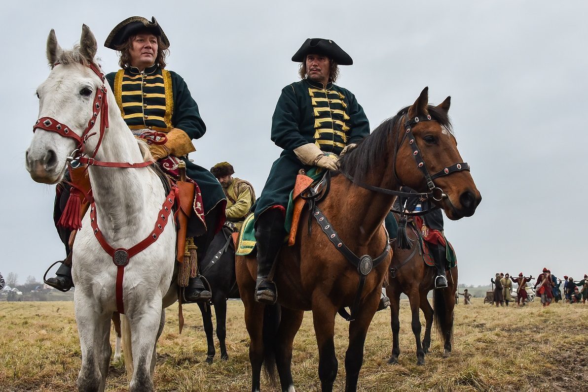 "Собор" 1 сезон - исторический сериал, 2021: все 1, 2, 3, 4- 11 серии подряд и финальная 12-я серия. Описание, смотреть онлайн на Okko.tv