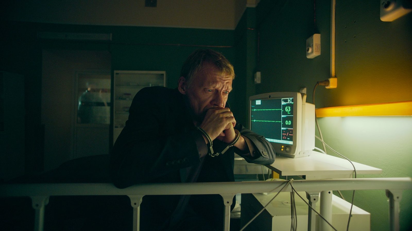 Сериал "Ваша честь" 20212022 (1 сезон) смотреть онлайн