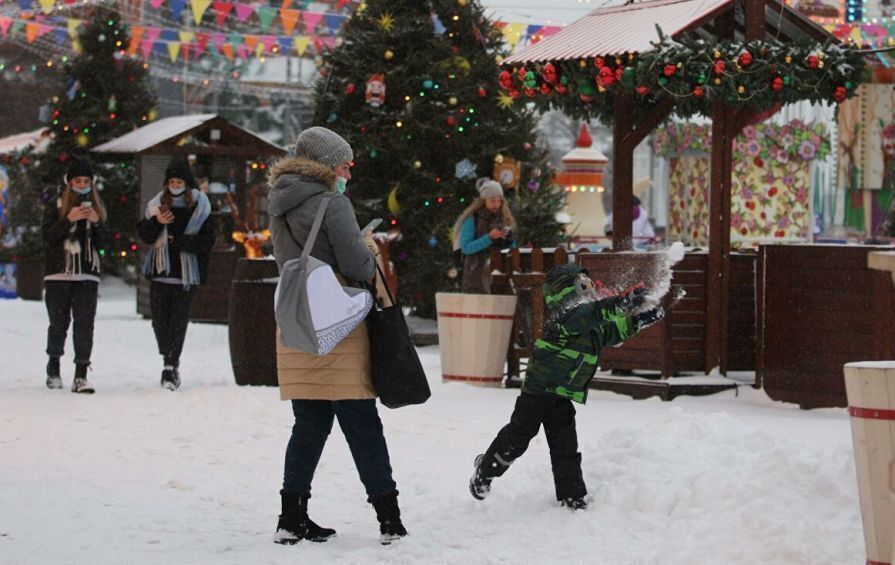 Москва продлили каникулы. Рождественские каникулы 2022. Продлили новогодние праздники. Продлить новогодние праздники. Конец новогодних праздников.