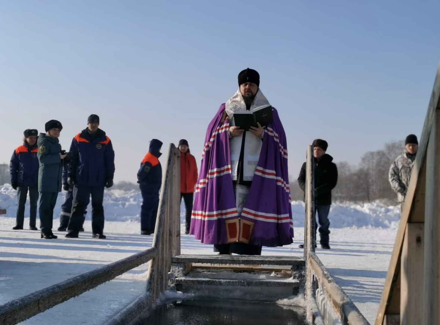 Крещение в том году. О крещении. Крещение Господне. С праздником крещения. Празднование крещения.