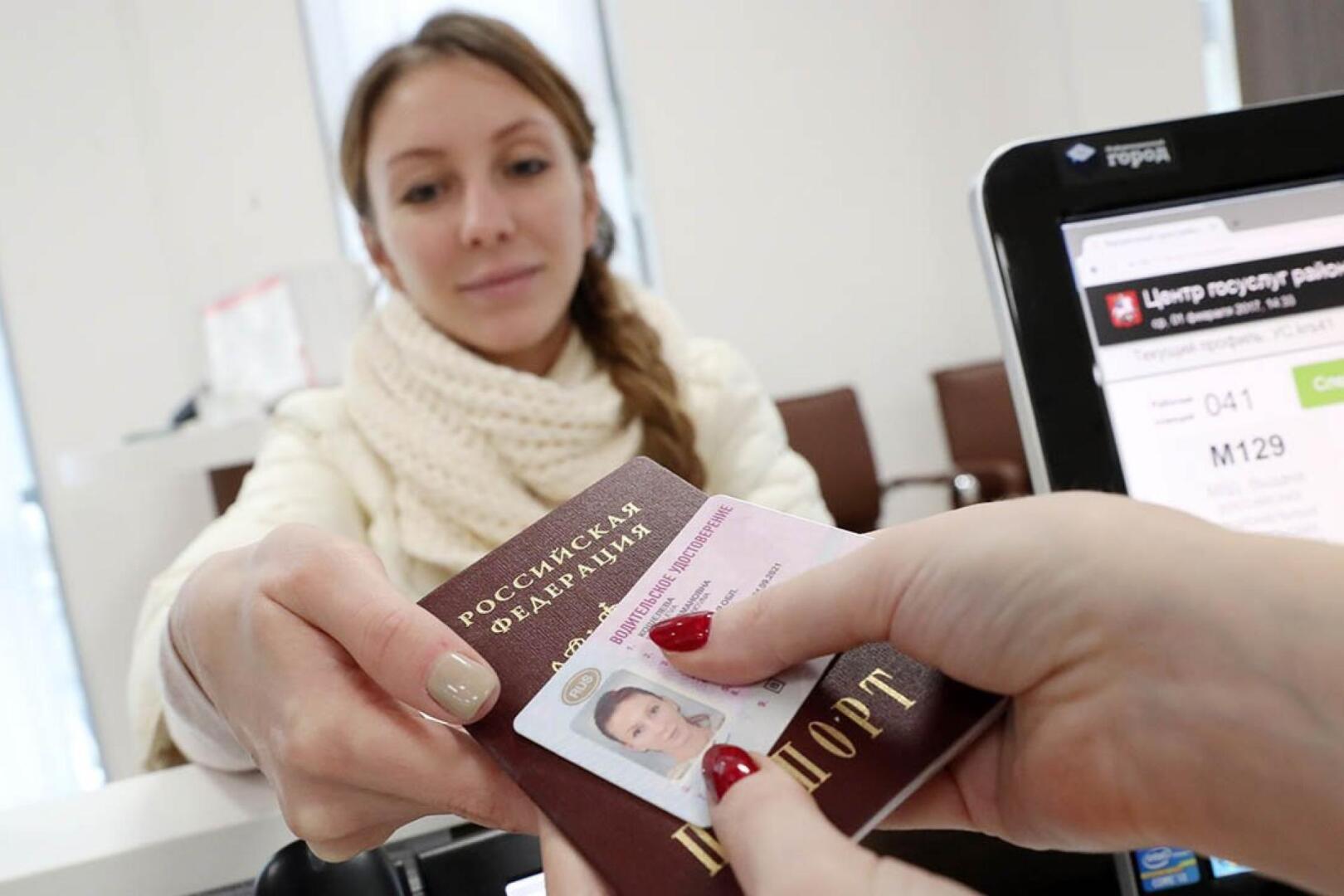 Водительское удостоверение 2022: замена и срок действия, когда менять права на новые после истечения срока действия, действующие правила в России