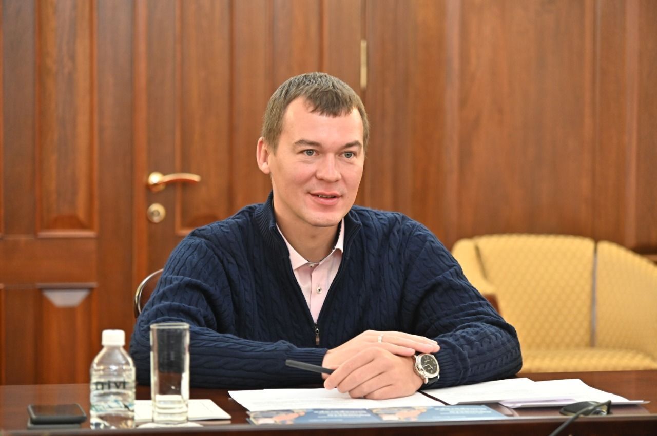 Губернатор хабаровского края дегтярев михаил фото