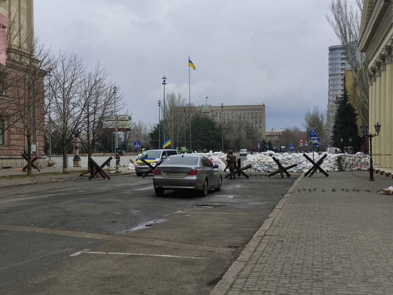 Российские солдаты на украим. Мародерство в судже. Мародерство всу на донбассе. Мародерство в судже. Украинские мародеры всу.