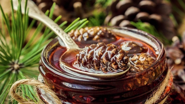 Варенье из сосновых шишек.