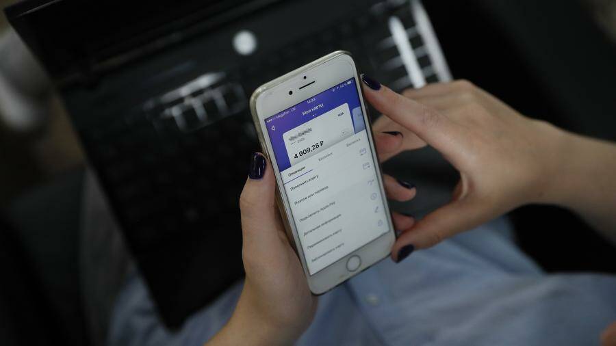 Без востребования: россиянам автоматом начислят соцвыплаты посредством госуслуги