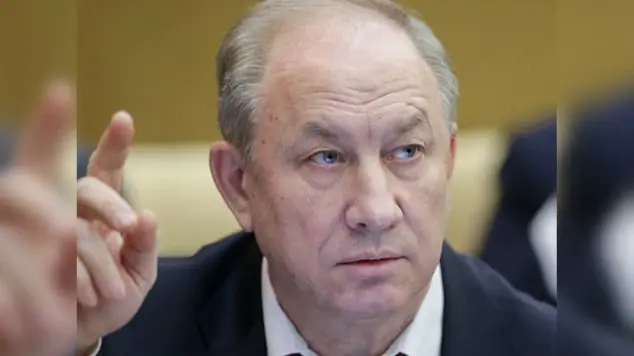 Депутат-коммунист Валерий Рашкин, который убил лося, заявил, что завязал с охотой и намерен помогать животным