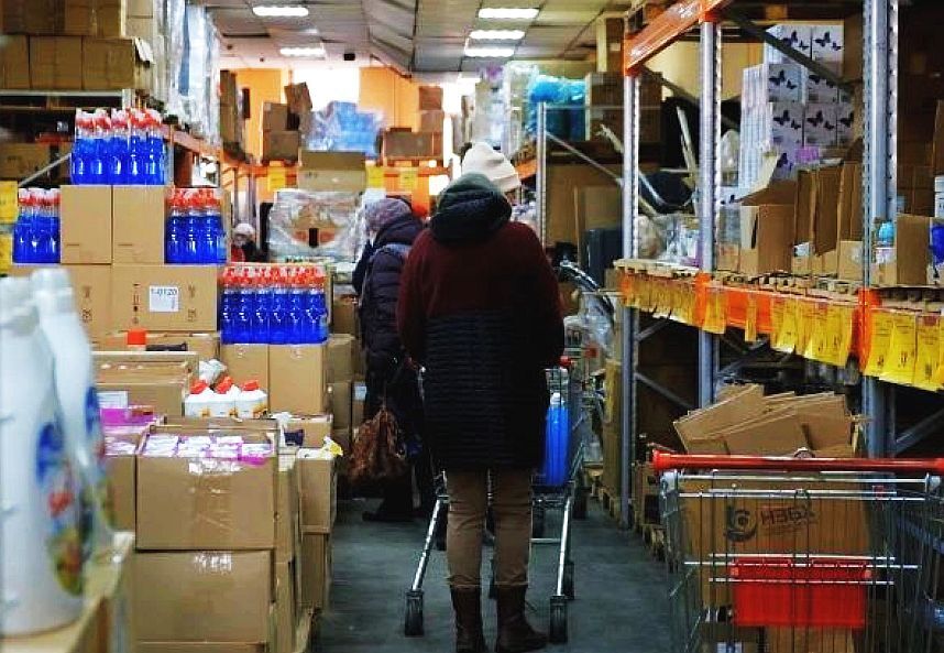 «Голод не тётка»: «нищемаркеты» становятся главными поставщиками продуктов для россиян