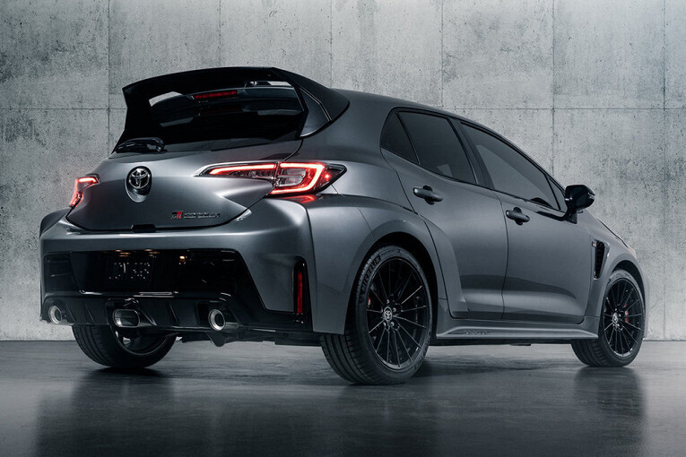 Новая Toyota GR Corolla: более 300 сил, МКП, полный привод и ручная сборка.