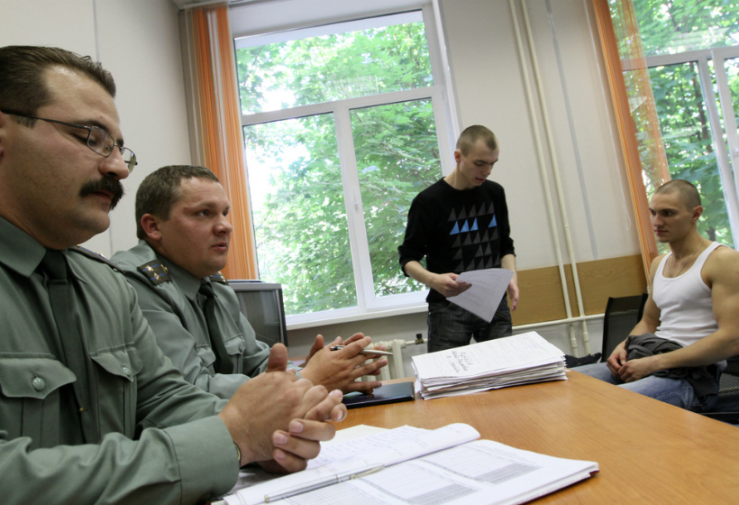 Весенняя призывная кампания 2022 года: все особенности призыва в условиях спецоперации на Украине – новое поручение Путина, кому положена отсрочка