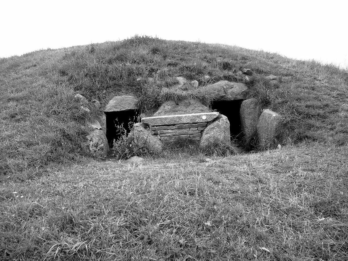 ПРОКЛЯТАЯ ГРОБНИЦА