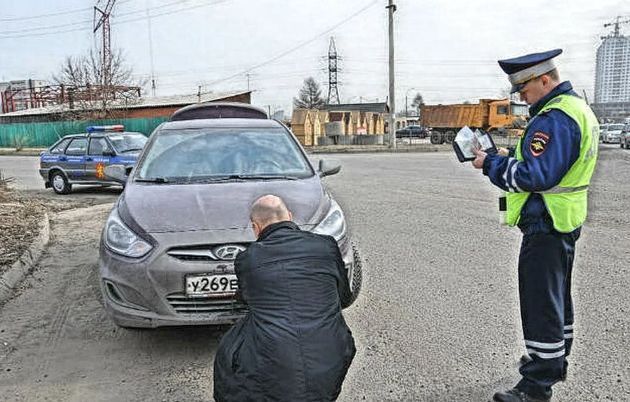Весной 2022 миллионы автомобилистов будут оштрафованы или лишены прав: Как избежать наказания?