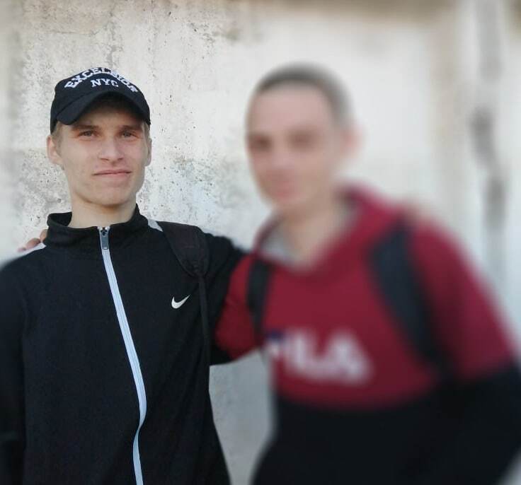 20-летний россиянин спас провалившегося под лёд ребёнка.