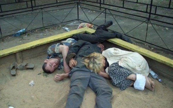 Почему русские пьют так много водки?