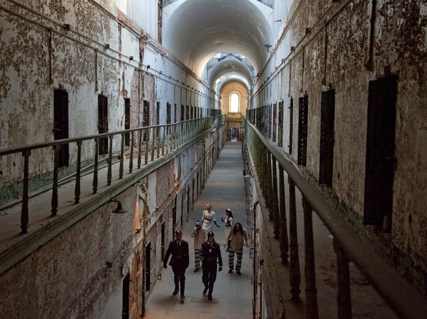 В Техасе собираются казнить многодетную мать, 14 детей останутся сиротами. Ким Кардашьян борется за её жизнь. Нужно ли спасать?