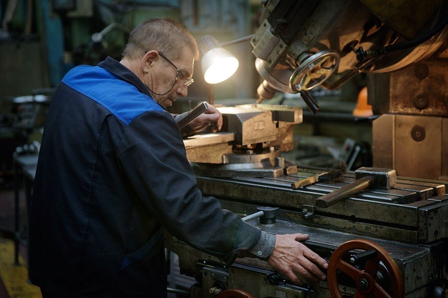 Майские праздники 2022: Продлят ли майские праздники с 1 по 10 мая 2022 года? Сколько будем отдыхать? Будут ли майские каникулы 10 дней?