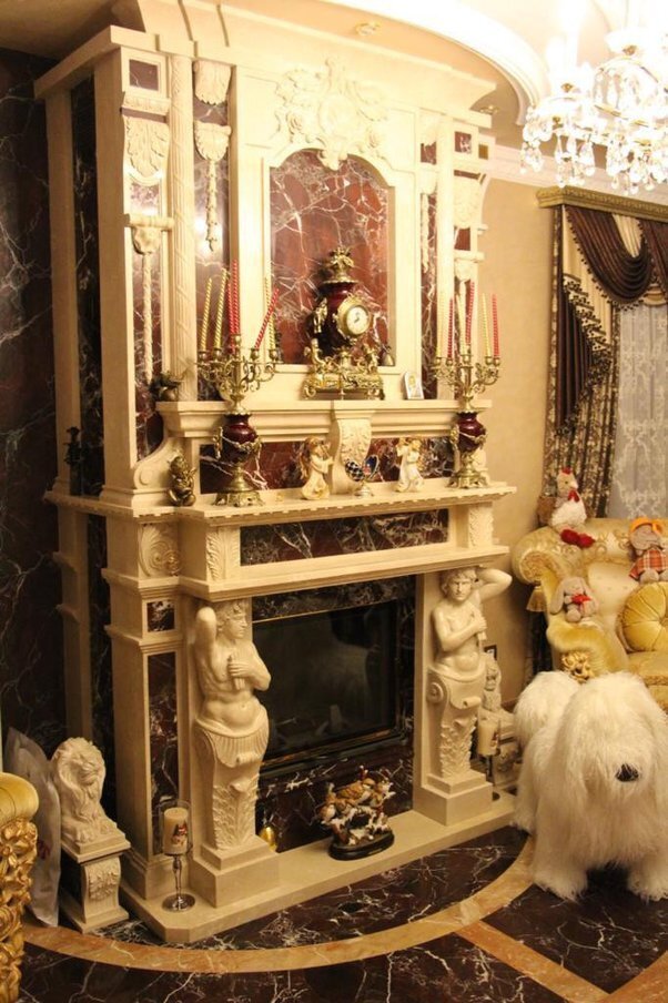 По данным, до 2 миллионов россиян ВИЧ-инфицированы. Около 100 человек умирают там каждый день от СПИДа. Почему российское правительство замалчивают.