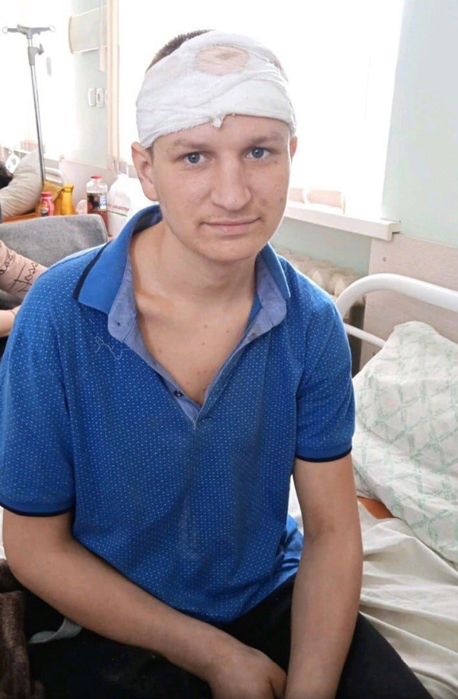 Максимальный репост! Поможем раненому найти родственников!